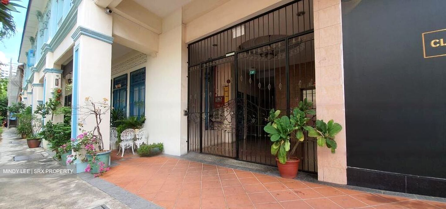 The Sunflower (D14), Office #502343971